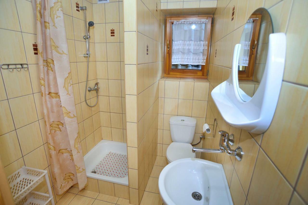 Pod Gorcami Hotell Waksmund Exteriör bild